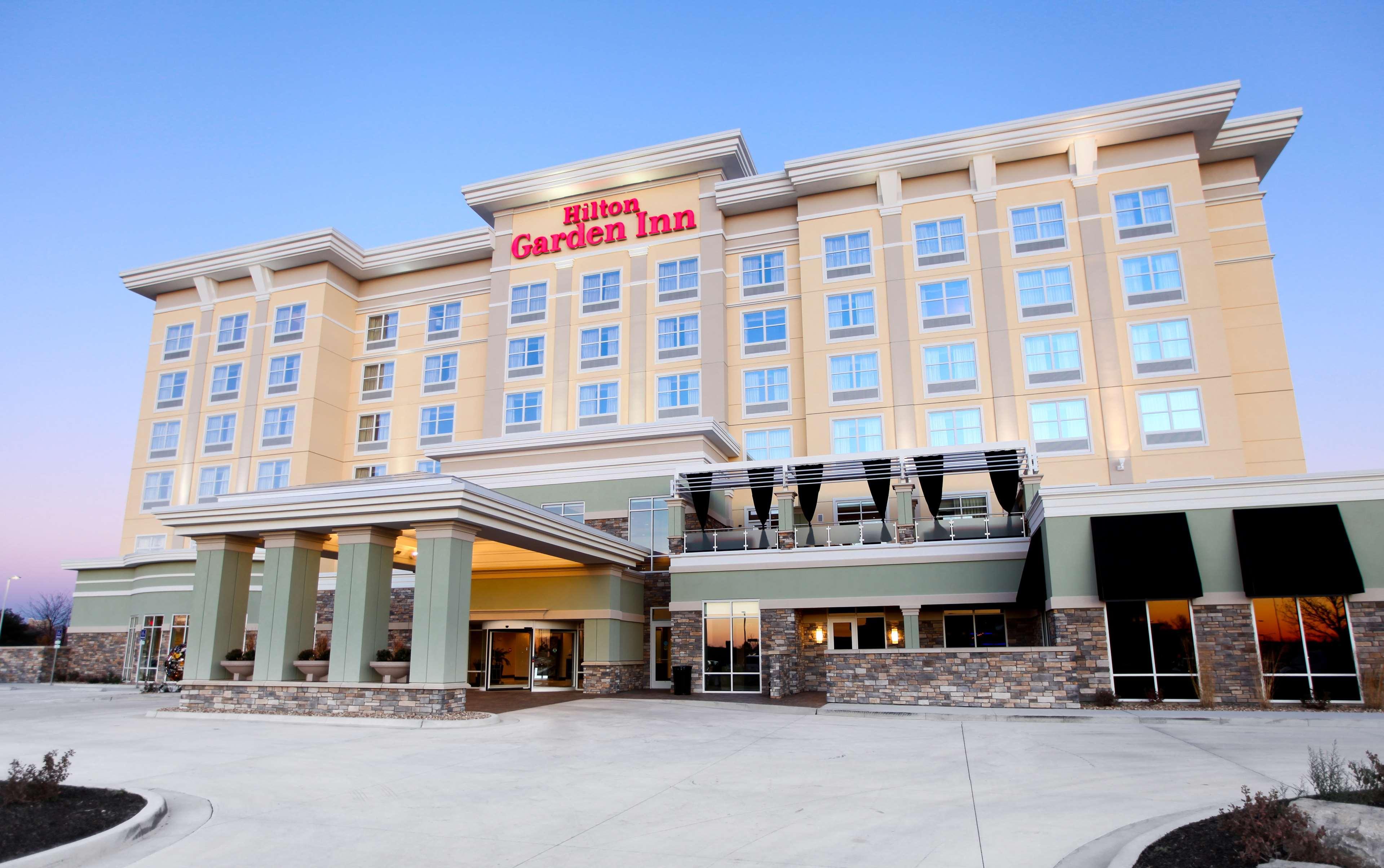 Hilton Garden Inn Olathe Eksteriør bilde