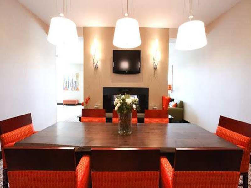 Hilton Garden Inn Olathe Eksteriør bilde