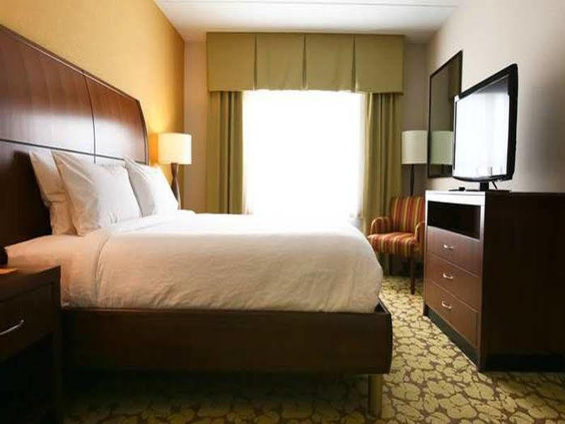 Hilton Garden Inn Olathe Eksteriør bilde
